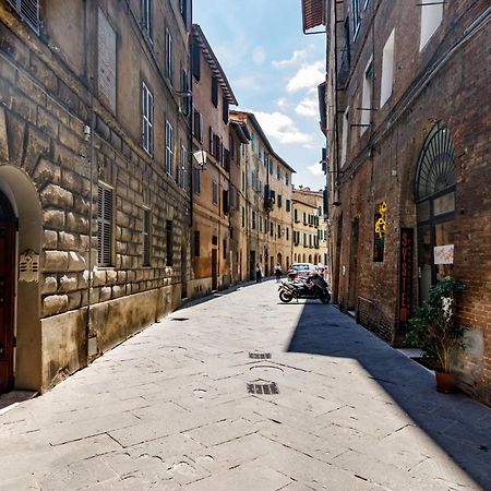 Apartmán Charme Centro Storico Siena Exteriér fotografie