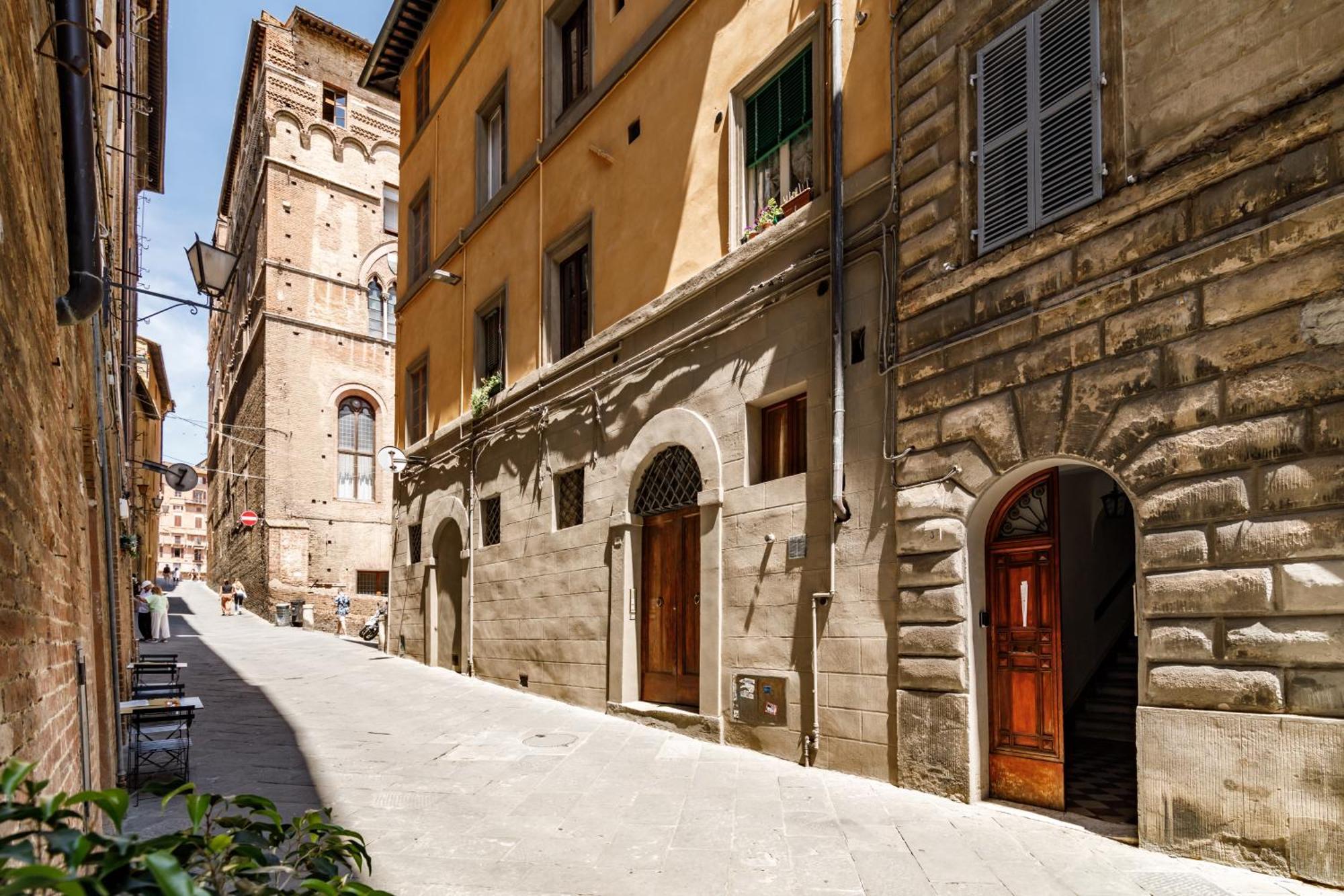 Apartmán Charme Centro Storico Siena Exteriér fotografie
