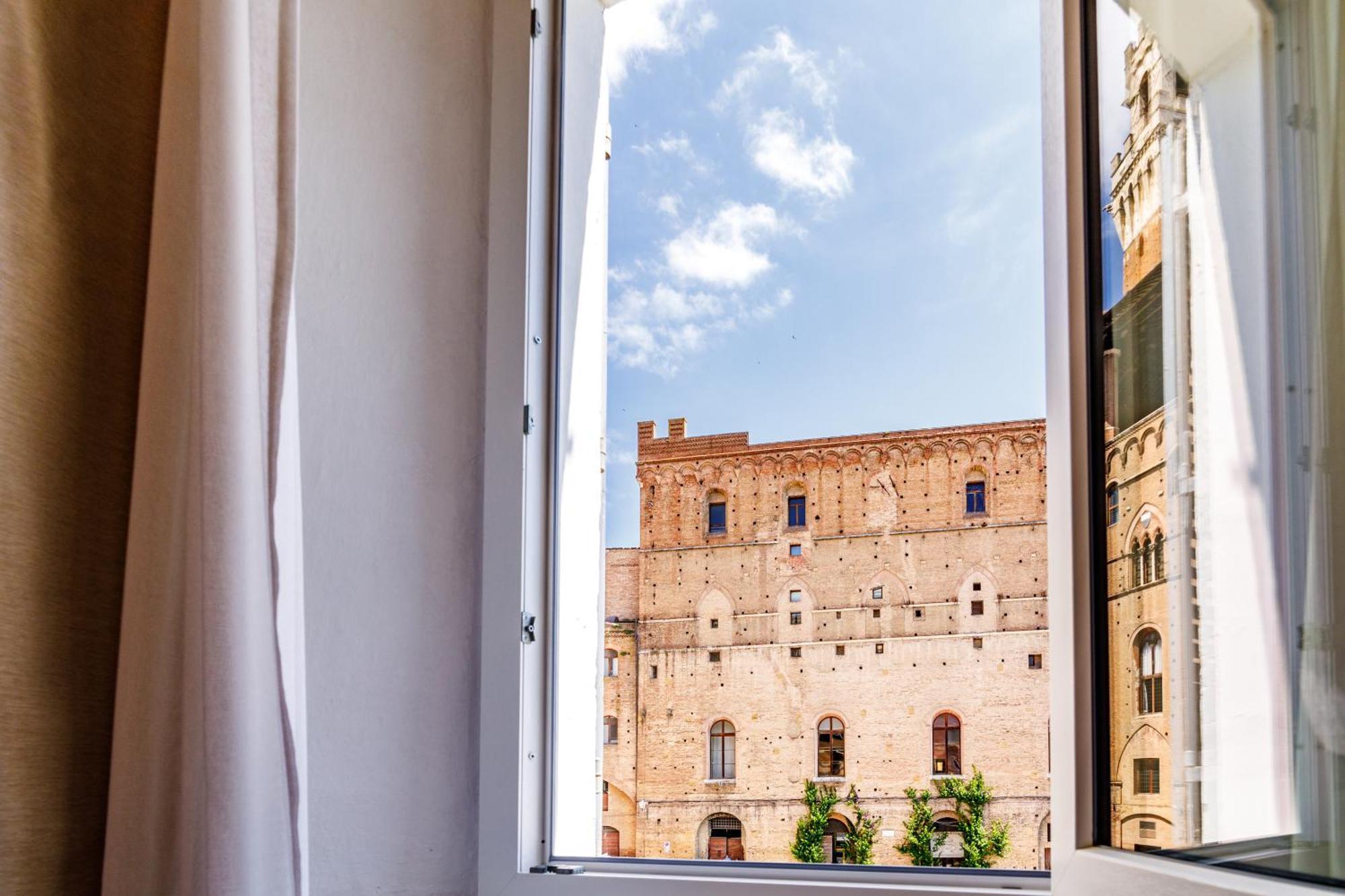 Apartmán Charme Centro Storico Siena Exteriér fotografie
