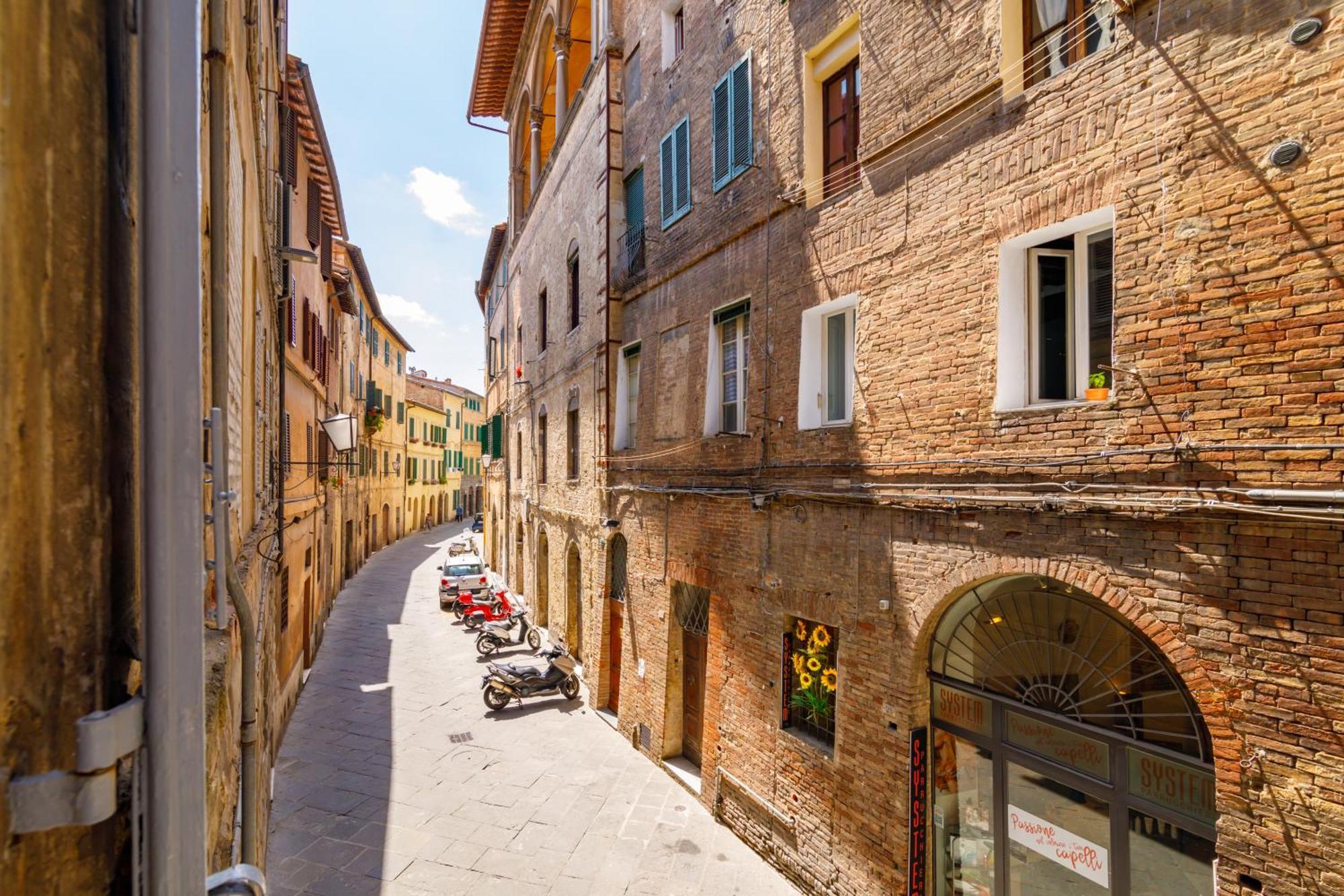 Apartmán Charme Centro Storico Siena Exteriér fotografie
